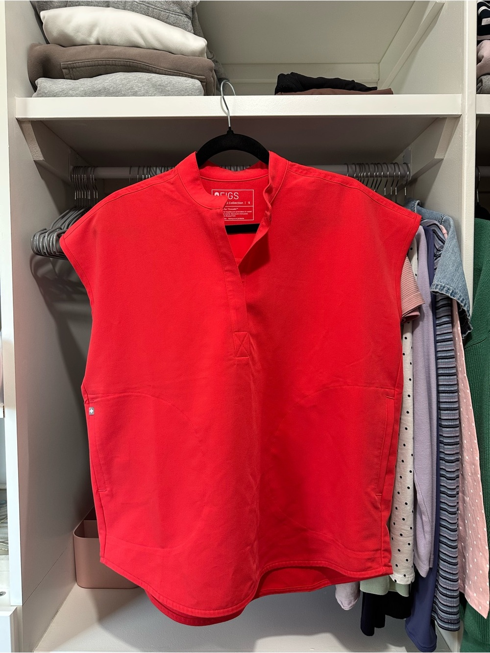 Figs Hibiscus Rafaela Top S